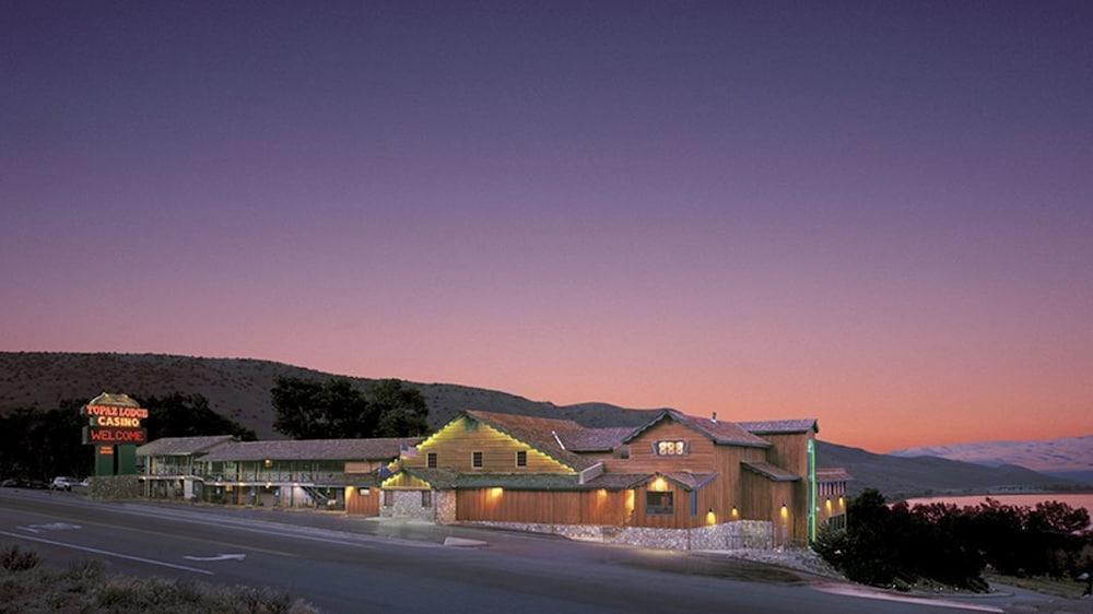 Topaz Lodge Topaz Lake Екстериор снимка