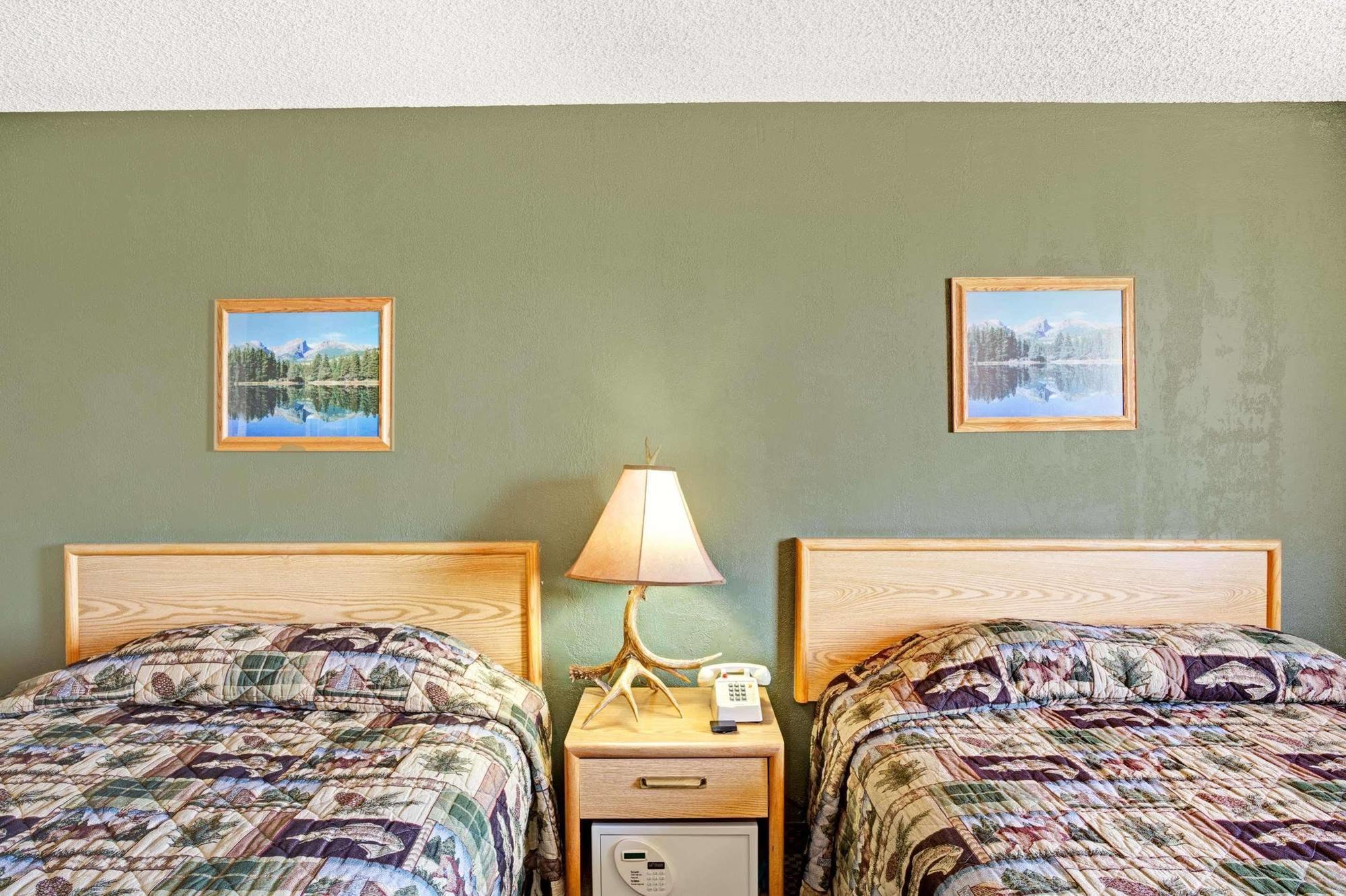 Topaz Lodge Topaz Lake Екстериор снимка