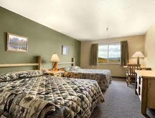 Topaz Lodge Topaz Lake Екстериор снимка